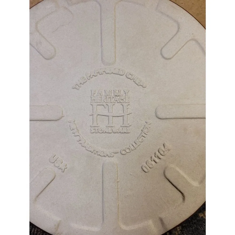 Pampered Chef Cranberry Deep Dish Stoneware Baker 061104